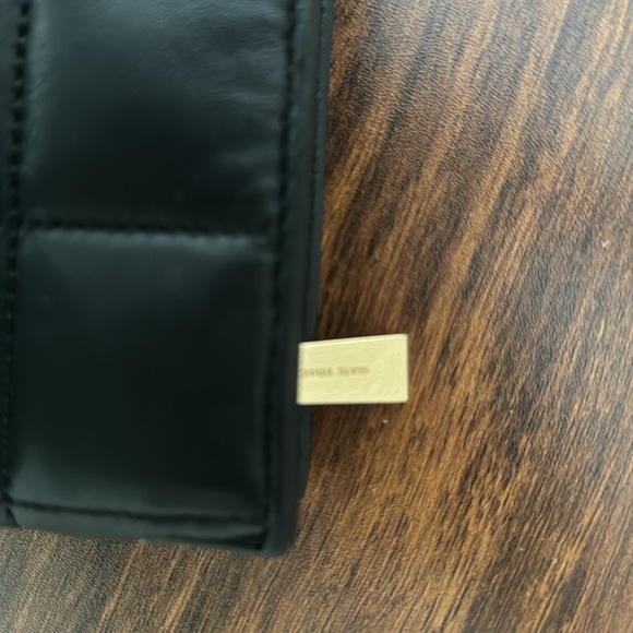 Michael Kors Quilted Clutch bag - Picture 5 of 7